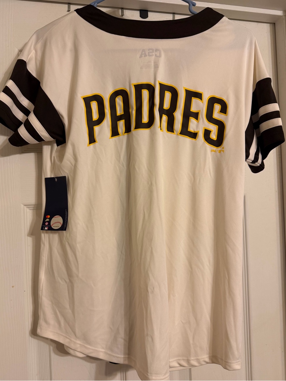 NWT San Diego Padres Shirt with buttoned front. Size:S. - Picture 3 of 6